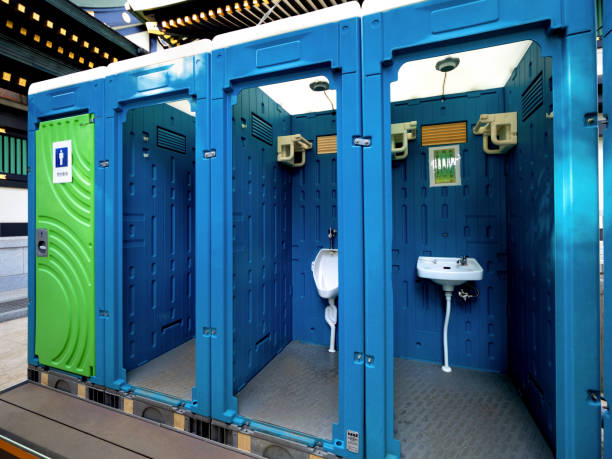 Best Porta potty delivery and setup  in Moundsville, WV